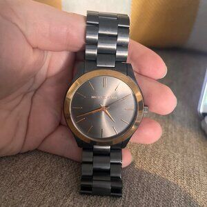 MK8576 Michael Kors Men's Slim Runway Watch